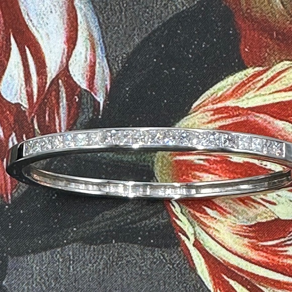 14K White Gold Princess Cut Diamond Bangle Bracelet - Picture 15 of 15